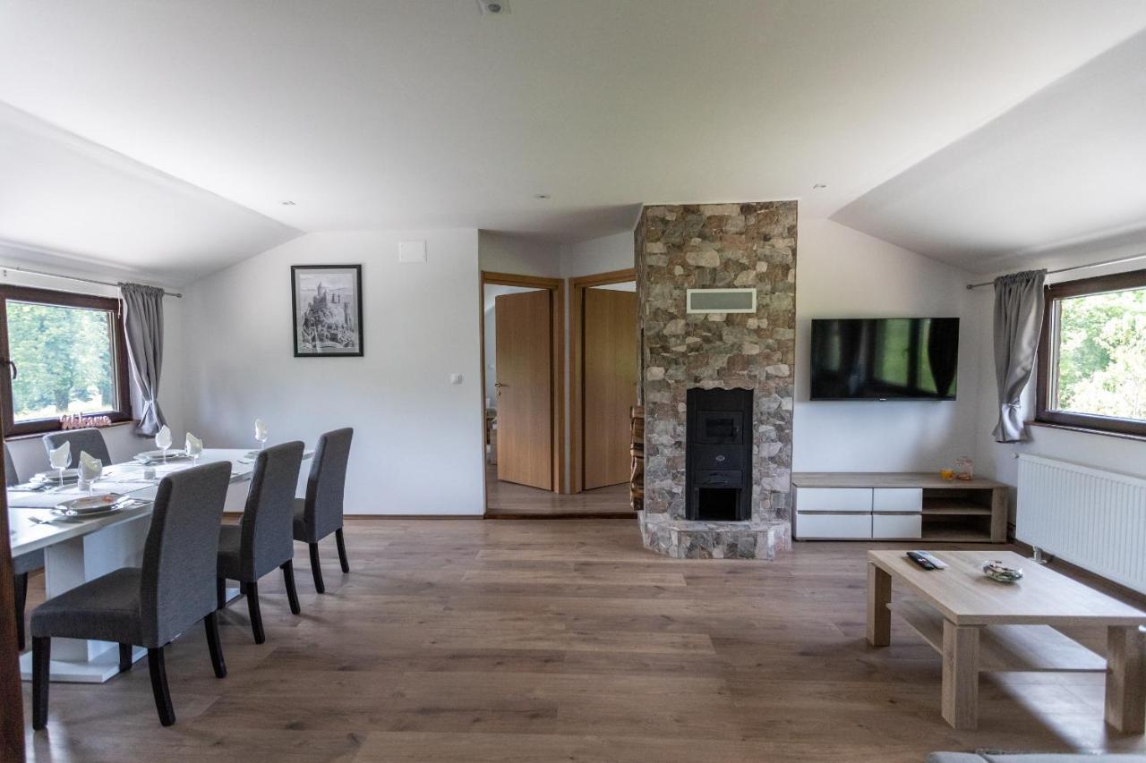 Apartmani Lara Modrus-Kuca Za Odmor Exteriör bild